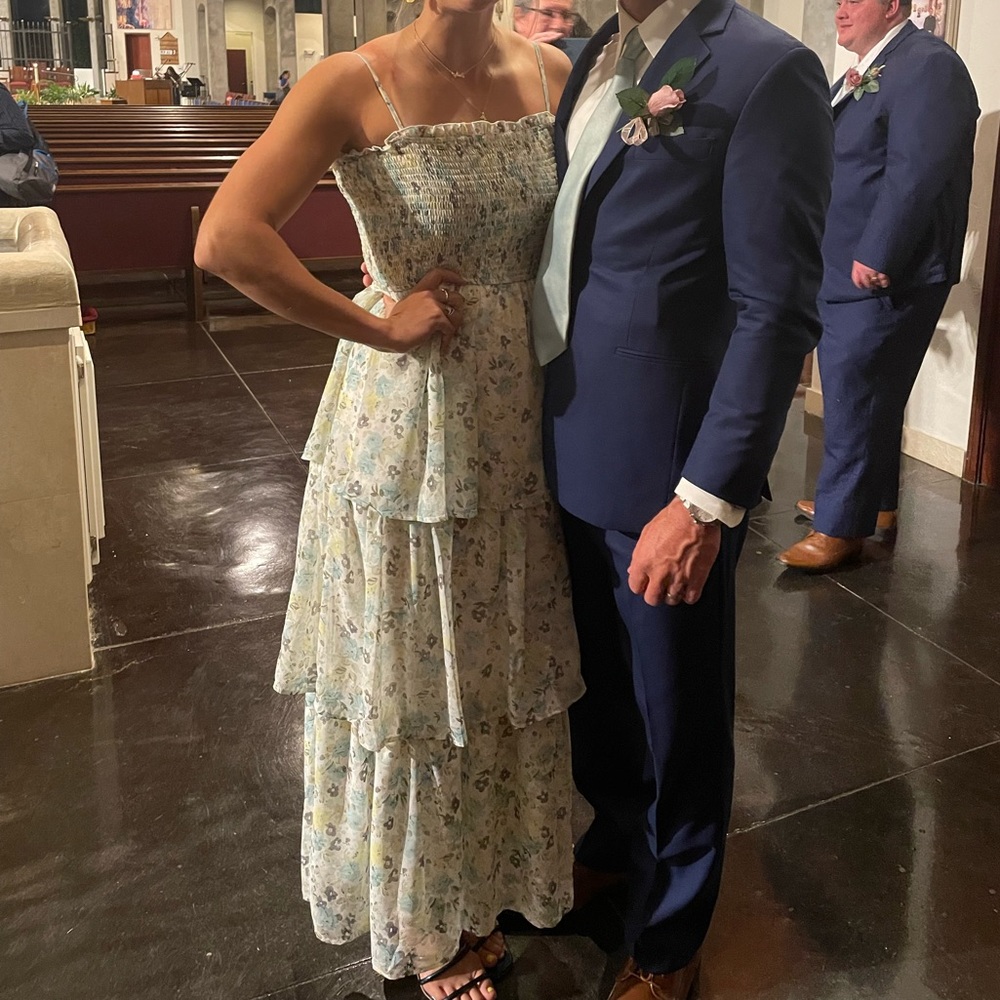 BEAUTIFUL FLORAL DRESS